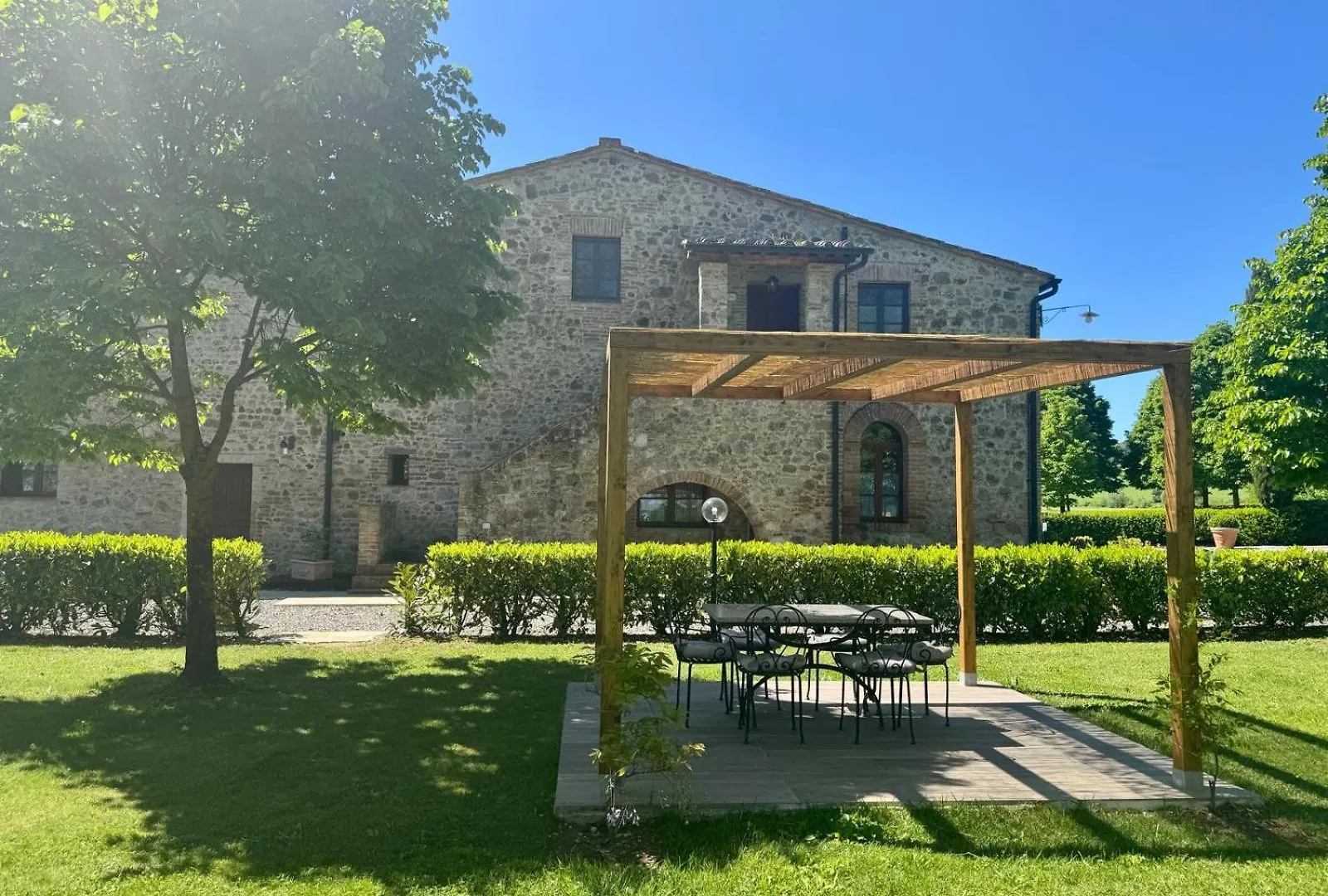 Casole dʼElsa Agriturismo La Peschiera Casole dʼElsa
