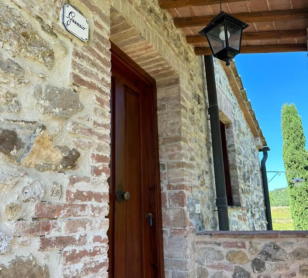 Farm stay Agriturismo La Peschiera Casole d'Elsa