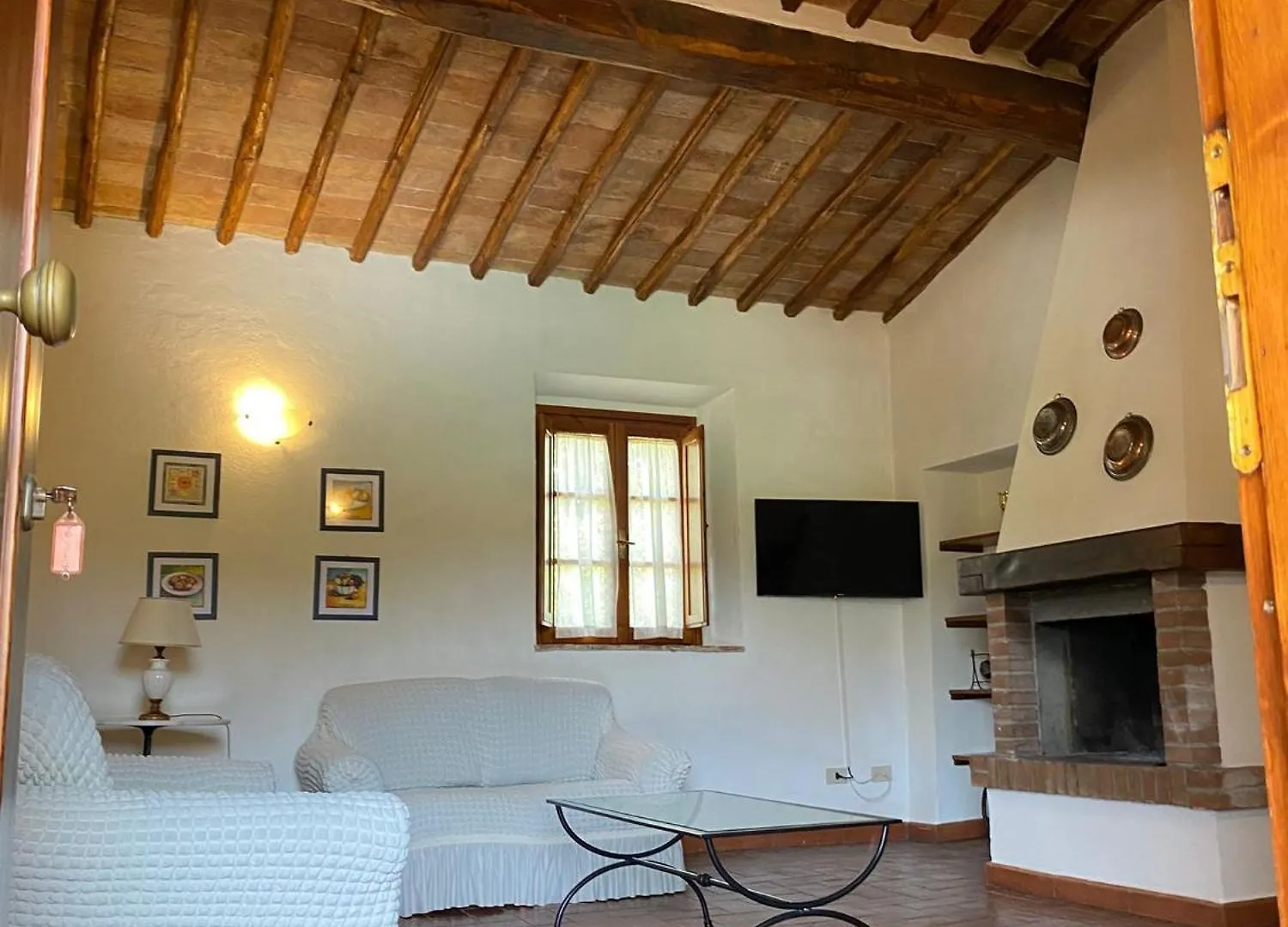Agriturismo La Peschiera Casole d'Elsa Farm stay