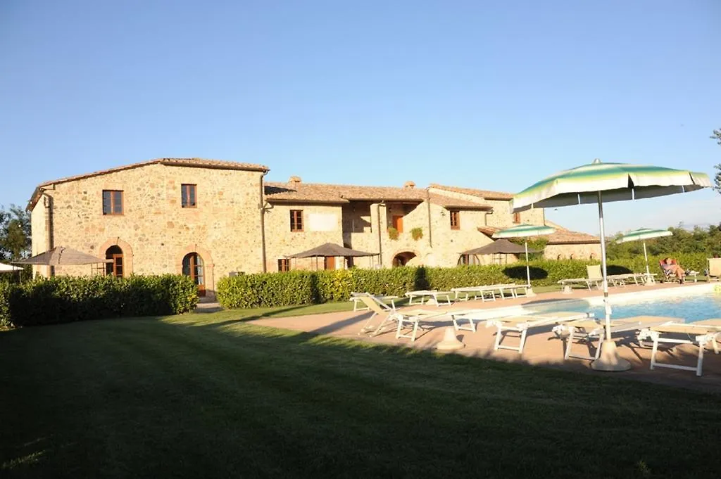 Farm stay Agriturismo La Peschiera Casole d'Elsa