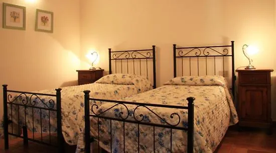 Farm stay Agriturismo La Peschiera Casole d'Elsa Italy