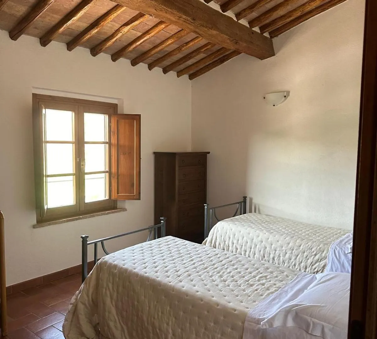 Agriturismo La Peschiera Casole d'Elsa 0*,